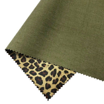 Vestuário de Impressão Leopard PU Couro Resistente à Água 0,6 mm Espessura Personalizada