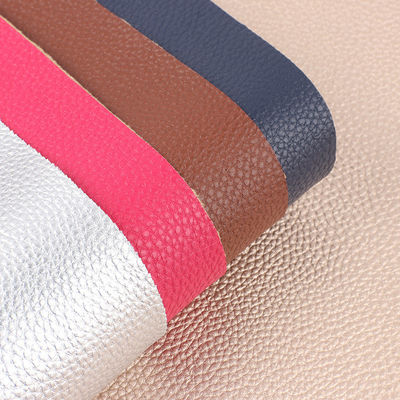 PU Rexine Litchi em relevo Couro sintético para bolsas Papel de parede Carteiras Calçados Blocos de anotações com material de couro falso