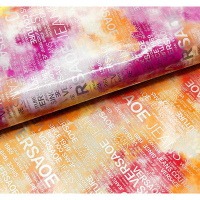 PU Rainbow Letter Print Magazine Design Couro sintético Impermeável Tecido de couro falso para saco de bagagem Mobiliário cosmético/sofá