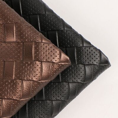 PVC de couro sintético Artificial Pinhole Tecido Grain Soft Cama Capa do assento do carro para cadeiras Sofas Sapatos Carros Tecido elástico para