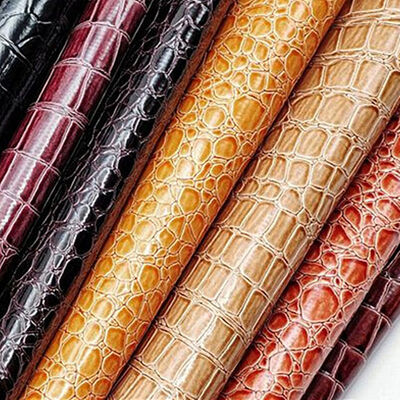 Promoção Quente PVC Couro Sintético Brilhante de Alto Brilho com Padrão de Pedra Embutido para Uso em Sapatos, Bolsas, Cadernos e Móveis