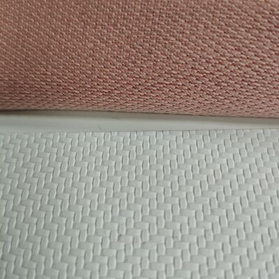Tece-se couro sintético, textura elegante, desempenho forte, possibilidades infinitas.