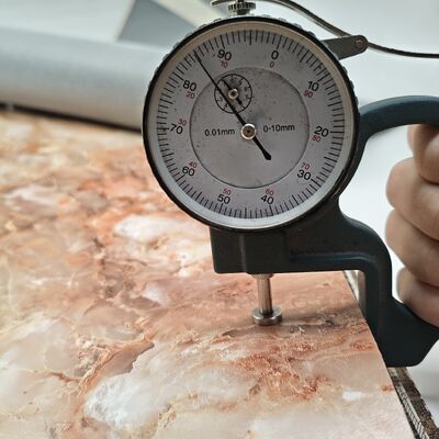 Tecido de couro falso de padrão de mármore para mobiliário, sacos e aplicações decorativas